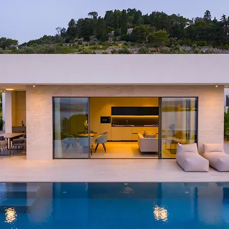 Cloud 9 D4 Villa Tkon