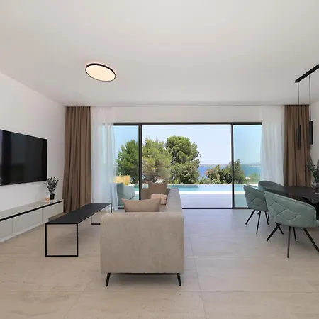 Cloud 9 D4 Villa Tkon